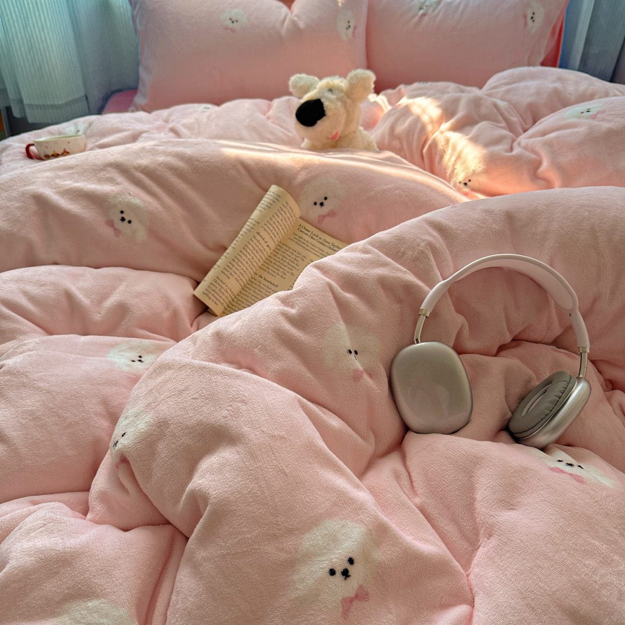 91家纺网 家纺一手货源 找家纺 小叮当家纺仓储工厂店 买家秀 爆款花型2025新款小清新180克跑量款牛奶绒单被套 被套单件 小奶狗-粉