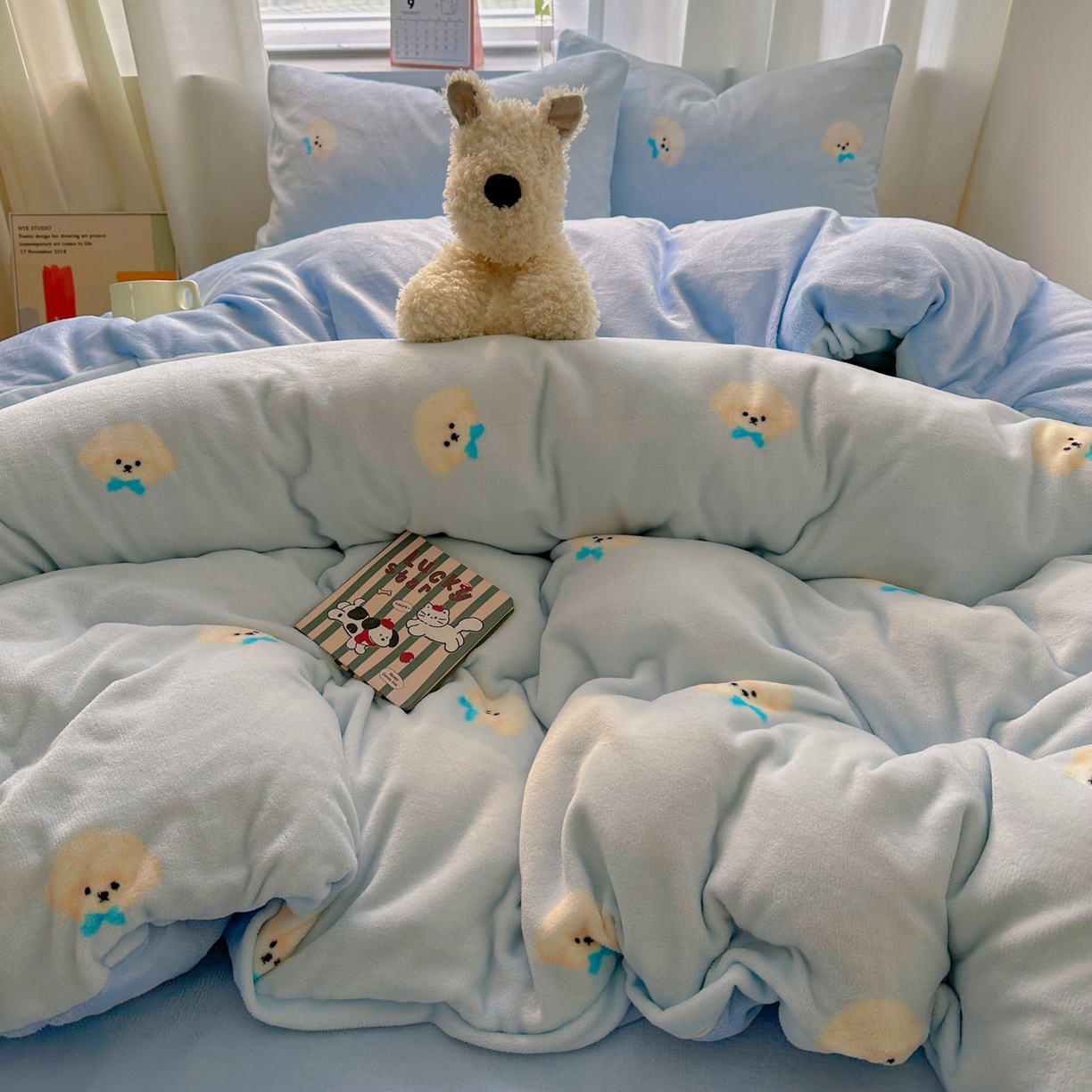 91家纺网 家纺一手货源 找家纺 小叮当家纺仓储工厂店 买家秀 爆款花型2025新款小清新180克跑量款牛奶绒单被套 被套单件 小奶狗蓝