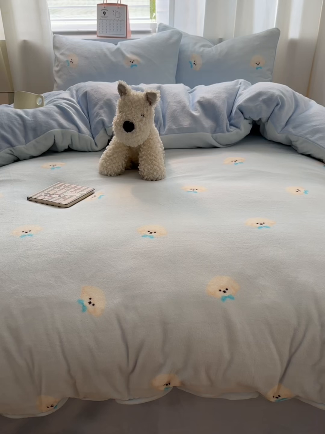 91家纺网 家纺一手货源 找家纺 小叮当家纺仓储工厂店 买家秀 爆款花型2025新款小清新180克跑量款牛奶绒单被套 被套单件 小奶狗蓝