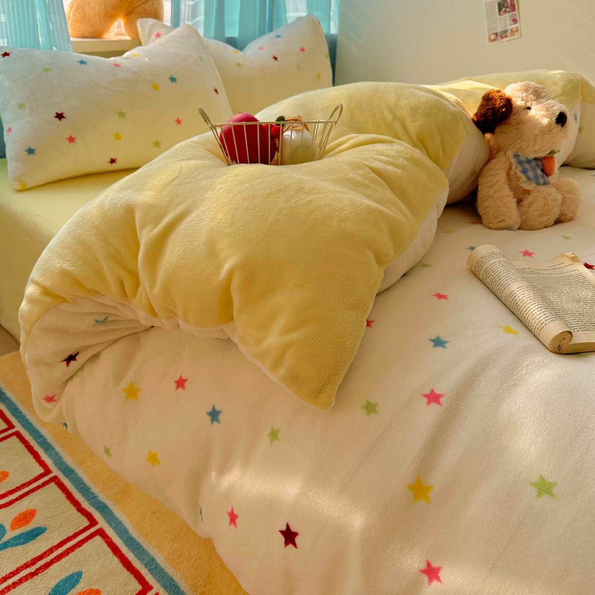 91家纺网 家纺一手货源 找家纺 小叮当家纺仓储工厂店 买家秀 爆款花型2025新款小清新180克跑量款牛奶绒三件套四件套 彩色星星