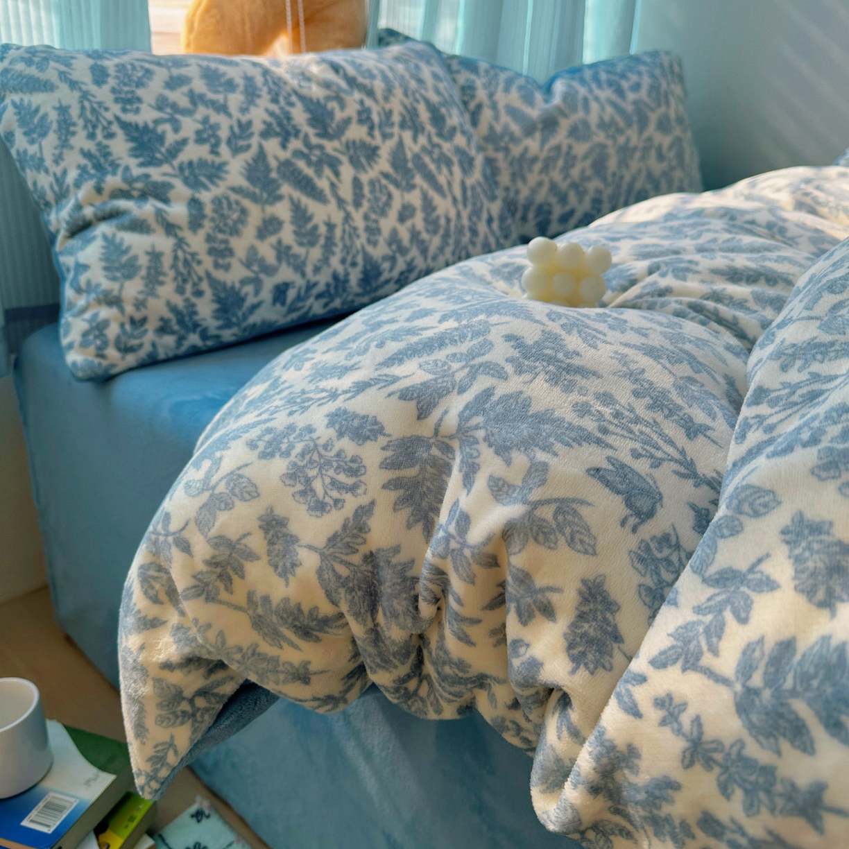 91家纺网 家纺一手货源 找家纺 小叮当家纺仓储工厂店 买家秀 爆款花型2025新款小清新180克跑量款牛奶绒三件套四件套 花枝恋蝶