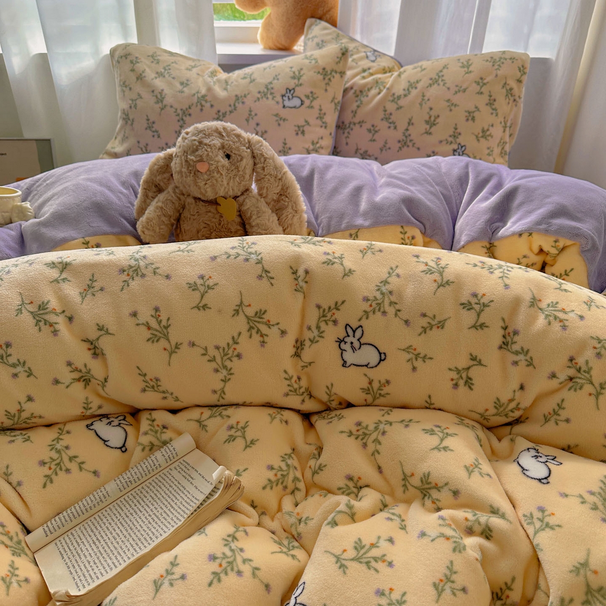 91家纺网 家纺一手货源 找家纺 小叮当家纺仓储工厂店 买家秀 爆款花型2025新款小清新180克跑量款牛奶绒三件套四件套 花枝小兔