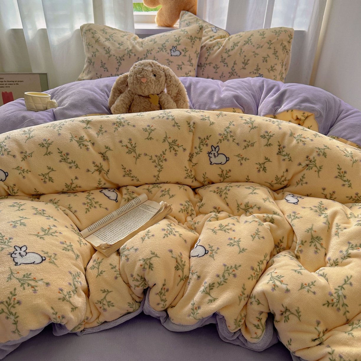 91家纺网 家纺一手货源 找家纺 小叮当家纺仓储工厂店 买家秀 爆款花型2025新款小清新180克跑量款牛奶绒三件套四件套 花枝小兔