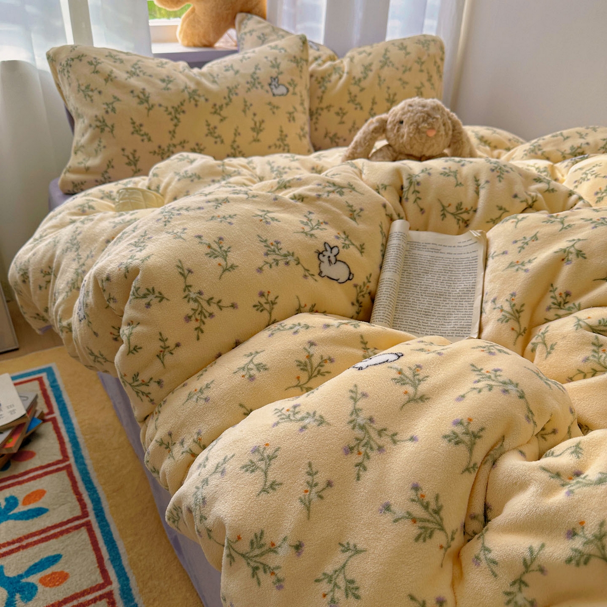 91家纺网 家纺一手货源 找家纺 小叮当家纺仓储工厂店 买家秀 爆款花型2025新款小清新180克跑量款牛奶绒三件套四件套 花枝小兔