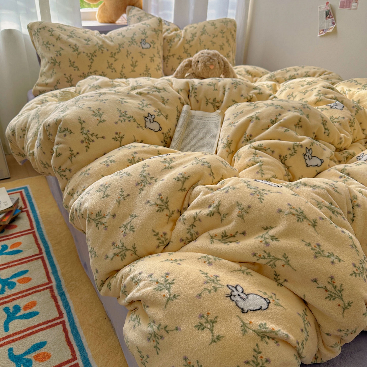 91家纺网 家纺一手货源 找家纺 小叮当家纺仓储工厂店 买家秀 爆款花型2025新款小清新180克跑量款牛奶绒三件套四件套 花枝小兔