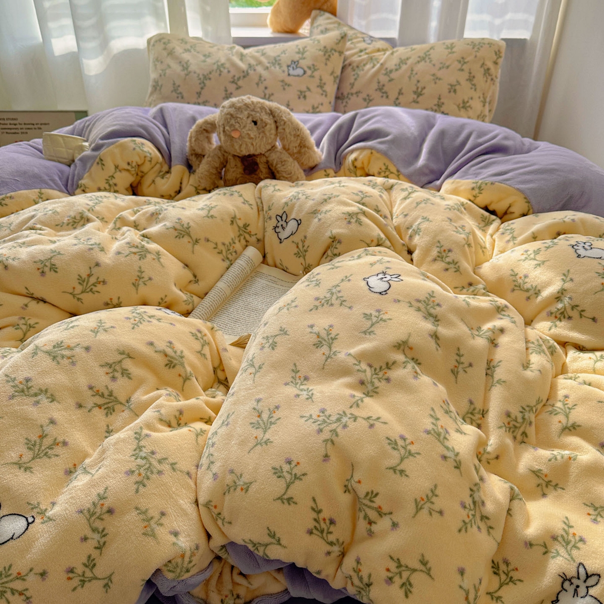 91家纺网 家纺一手货源 找家纺 小叮当家纺仓储工厂店 买家秀 爆款花型2025新款小清新180克跑量款牛奶绒三件套四件套 花枝小兔