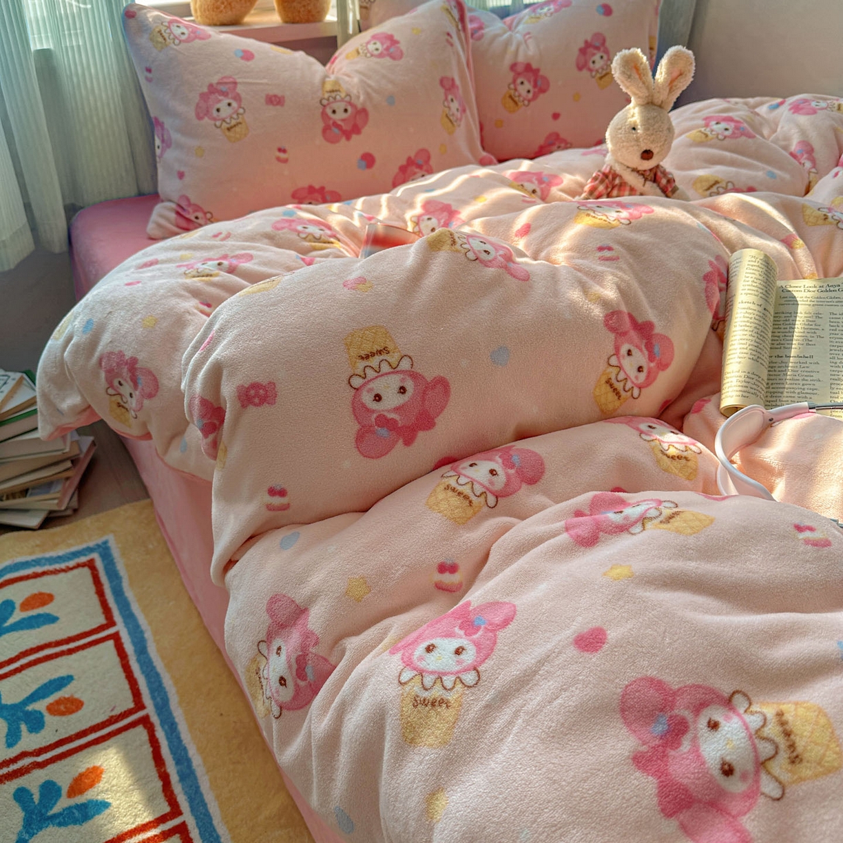 91家纺网 家纺一手货源 找家纺 小叮当家纺仓储工厂店 买家秀 爆款花型2025新款小清新180克跑量款牛奶绒三件套四件套 可爱美蒂