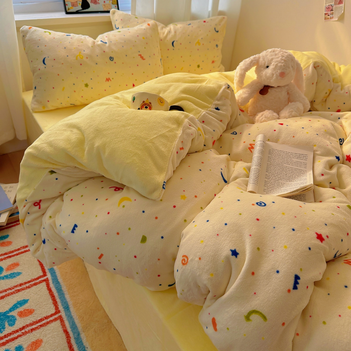 91家纺网 家纺一手货源 找家纺 小叮当家纺仓储工厂店 买家秀 爆款花型2025新款小清新180克跑量款牛奶绒三件套四件套 浪漫星河