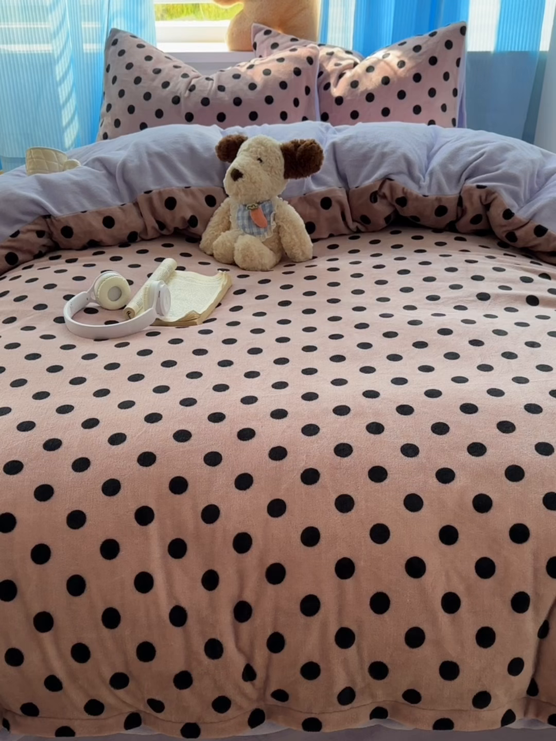 91家纺网 家纺一手货源 找家纺 小叮当家纺仓储工厂店 买家秀 爆款花型2025新款小清新180克跑量款牛奶绒三件套四件套 奶茶珍珠紫