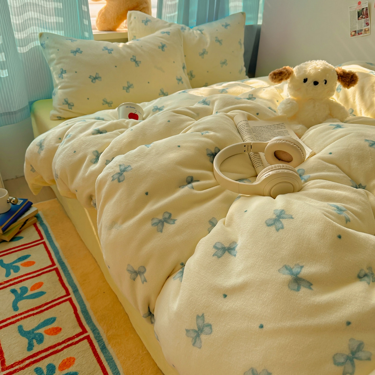 91家纺网 家纺一手货源 找家纺 小叮当家纺仓储工厂店 买家秀 爆款花型2025新款小清新180克跑量款牛奶绒三件套四件套 奶黄少女结