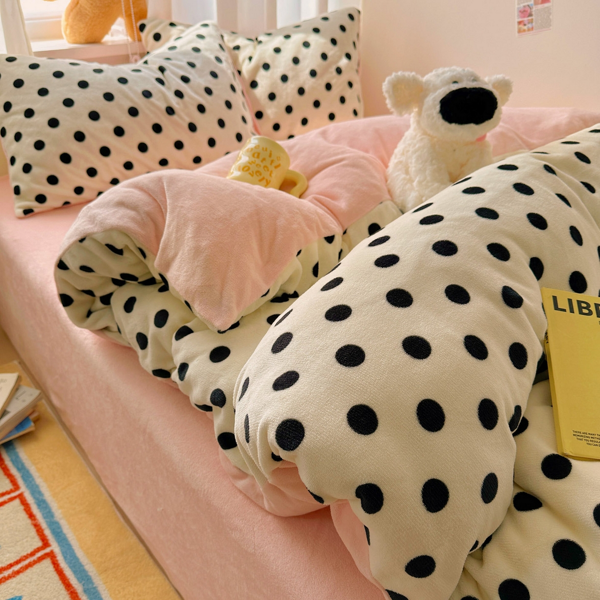 91家纺网 家纺一手货源 找家纺 小叮当家纺仓储工厂店 买家秀 爆款花型2025新款小清新180克跑量款牛奶绒三件套四件套 少女珍珠茶