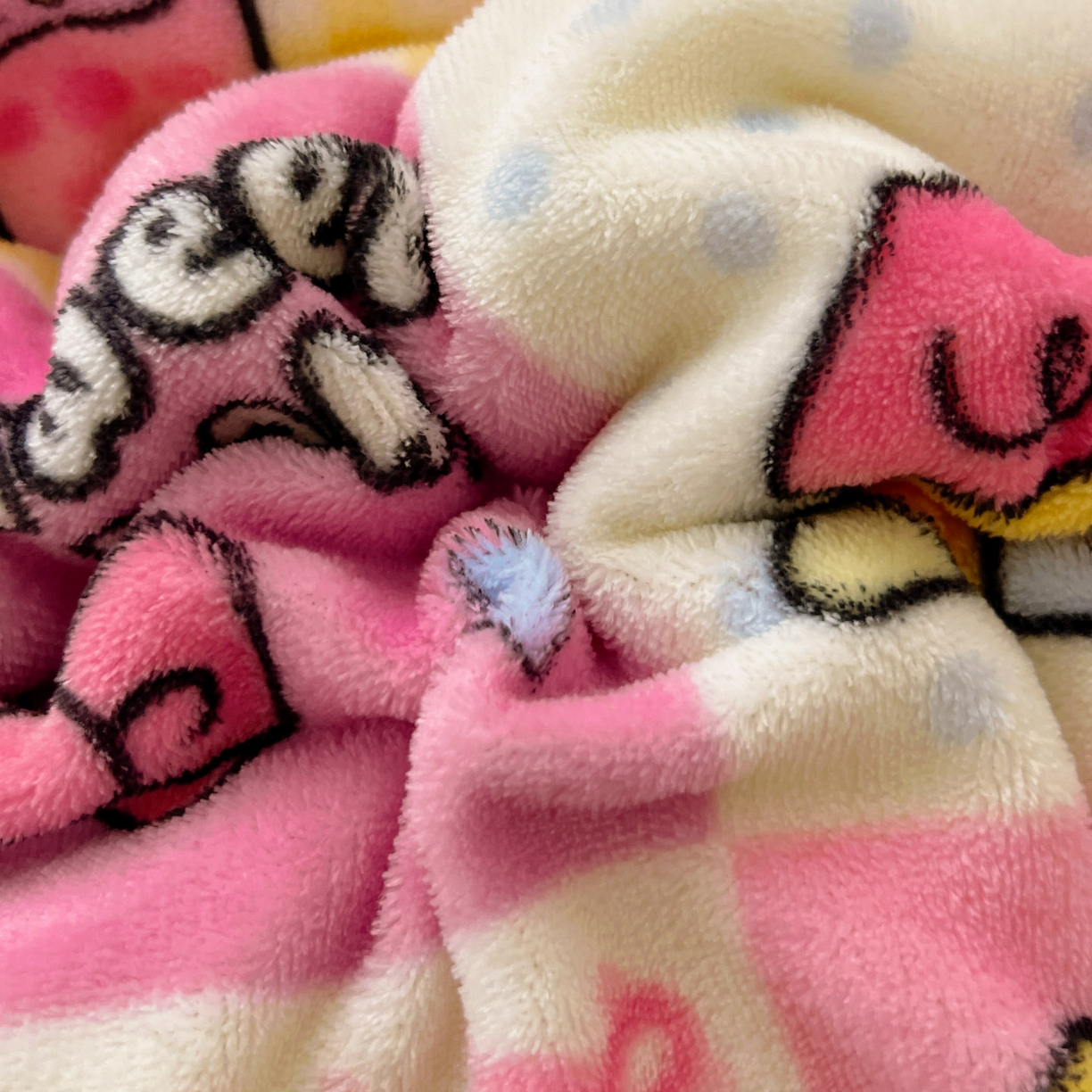 91家纺网 家纺一手货源 找家纺 小叮当家纺仓储工厂店 买家秀 爆款花型2025新款小清新180克跑量款牛奶绒三件套四件套 小女孩