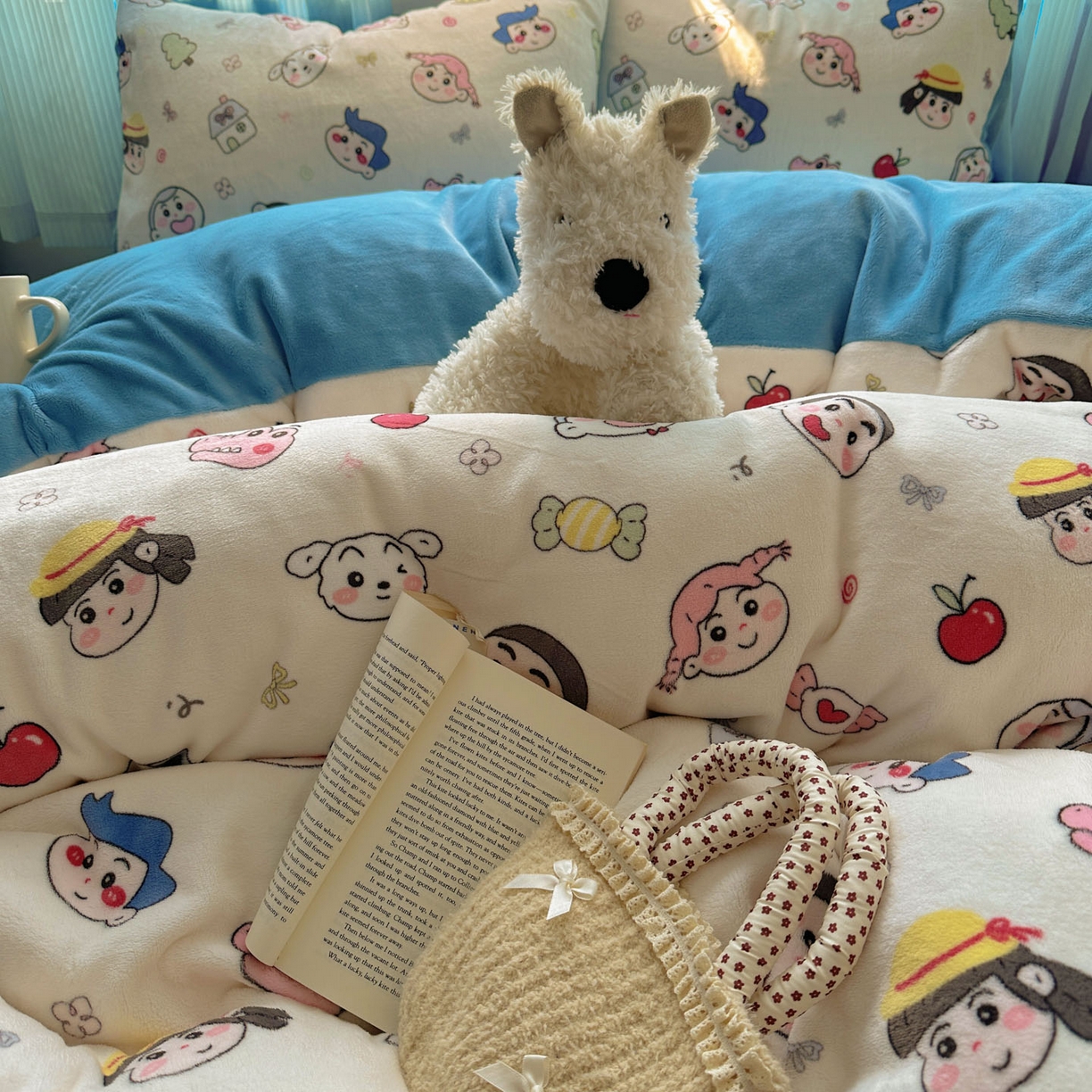 91家纺网 家纺一手货源 找家纺 小叮当家纺仓储工厂店 买家秀 爆款花型2025新款小清新180克跑量款牛奶绒三件套四件套 小新新