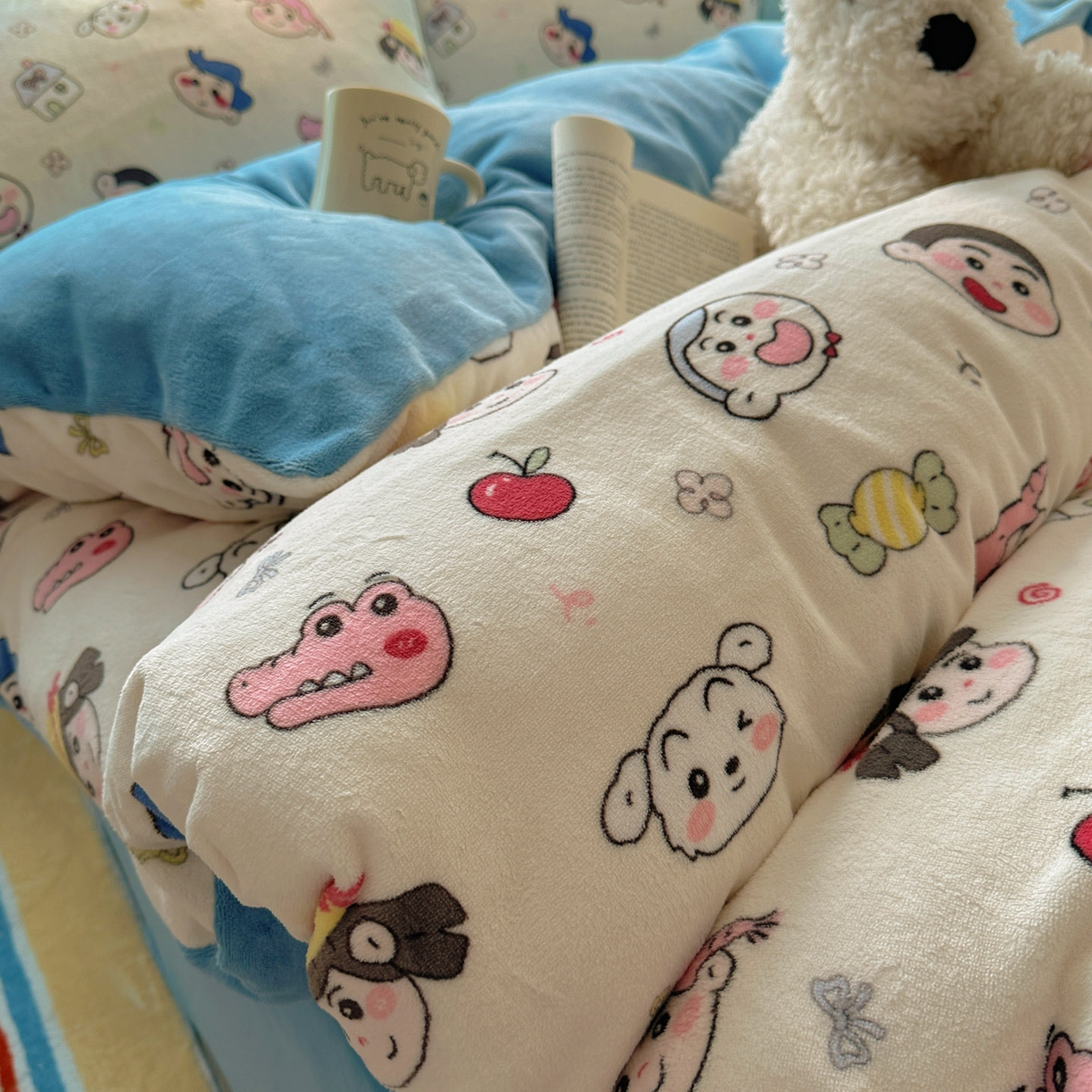 91家纺网 家纺一手货源 找家纺 小叮当家纺仓储工厂店 买家秀 爆款花型2025新款小清新180克跑量款牛奶绒三件套四件套 小新新