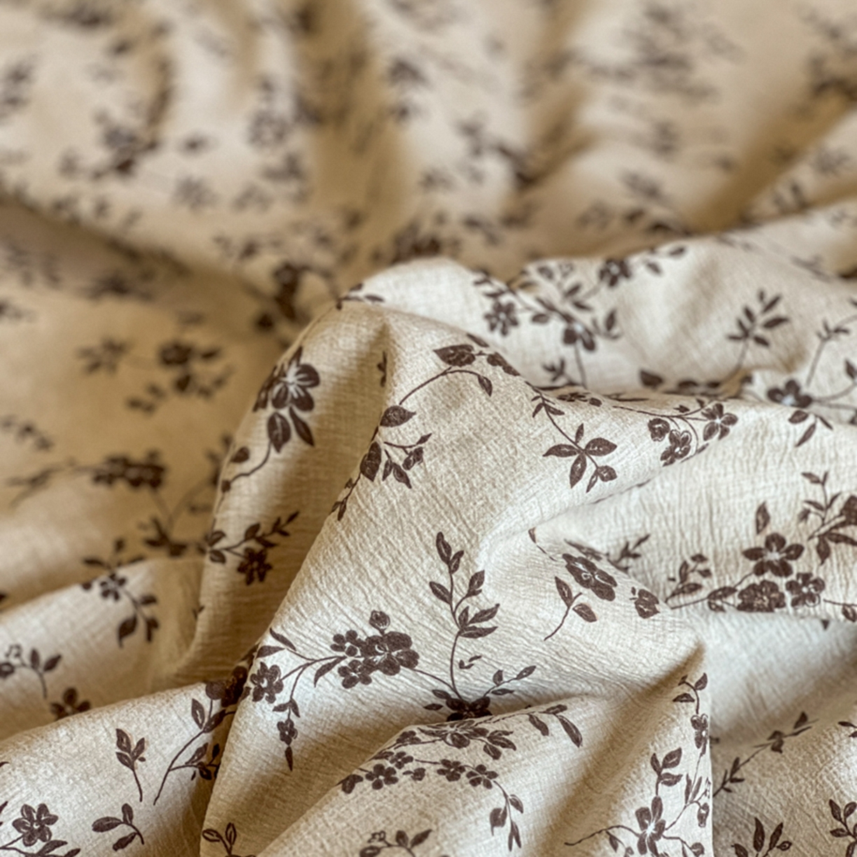 91家纺网 家纺一手货源 找家纺 小叮当家纺仓储工厂店 买家秀 爆款花型2025秋冬新款磨毛复古亚麻棉麻提花超软四件套 古韵芳菲