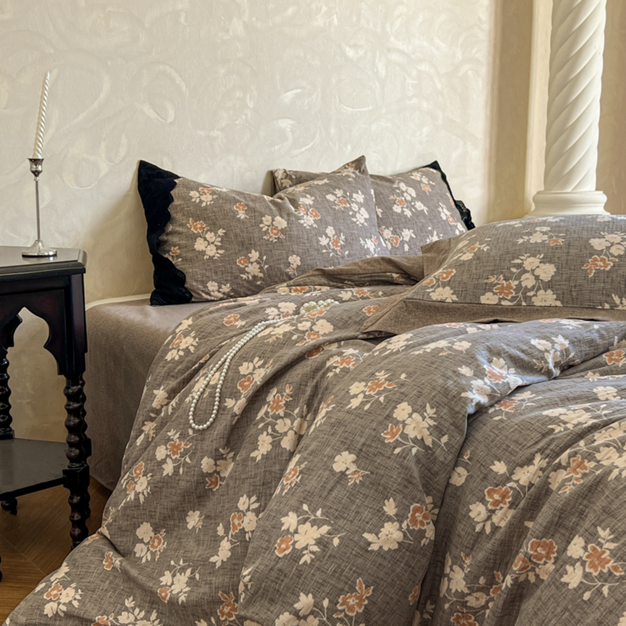 91家纺网 家纺一手货源 找家纺 小叮当家纺仓储工厂店 买家秀 爆款花型2025秋冬新款磨毛复古亚麻棉麻提花超软四件套 古咖芳华