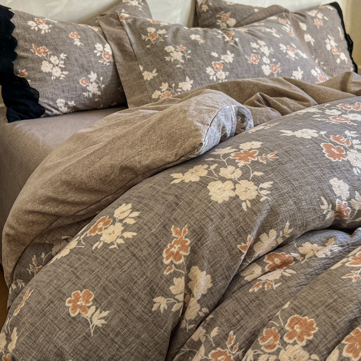 91家纺网 家纺一手货源 找家纺 小叮当家纺仓储工厂店 买家秀 爆款花型2025秋冬新款磨毛复古亚麻棉麻提花超软四件套 古咖芳华