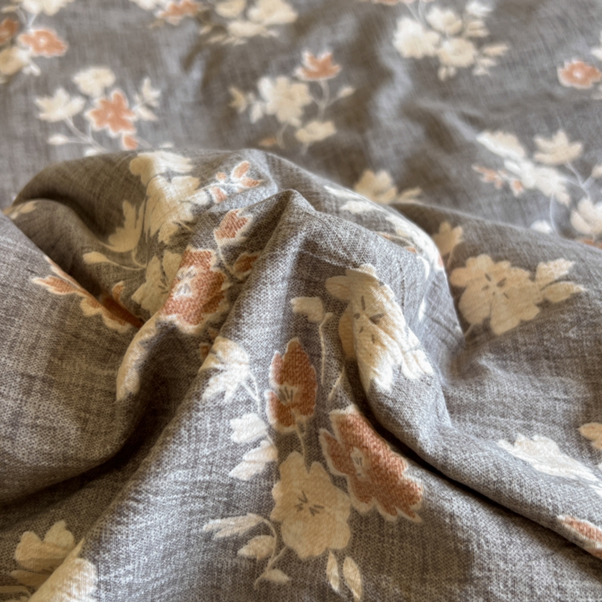 91家纺网 家纺一手货源 找家纺 小叮当家纺仓储工厂店 买家秀 爆款花型2025秋冬新款磨毛复古亚麻棉麻提花超软四件套 古咖芳华