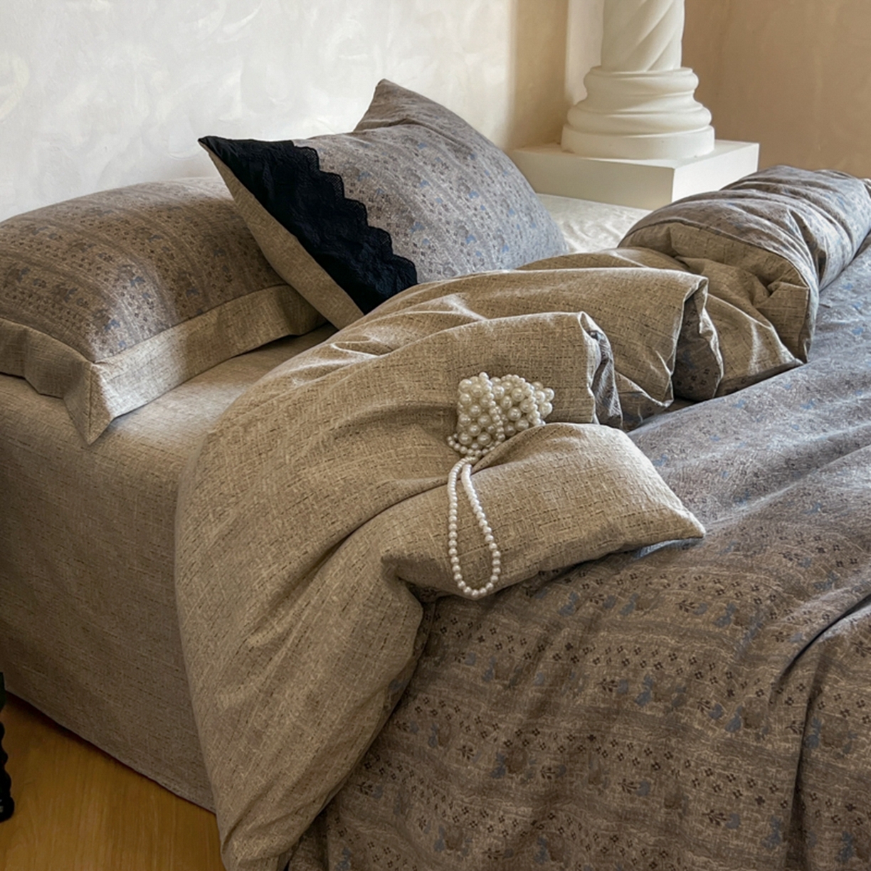 91家纺网 家纺一手货源 找家纺 小叮当家纺仓储工厂店 买家秀 爆款花型2025秋冬新款磨毛复古亚麻棉麻提花超软四件套 古纹雅韵