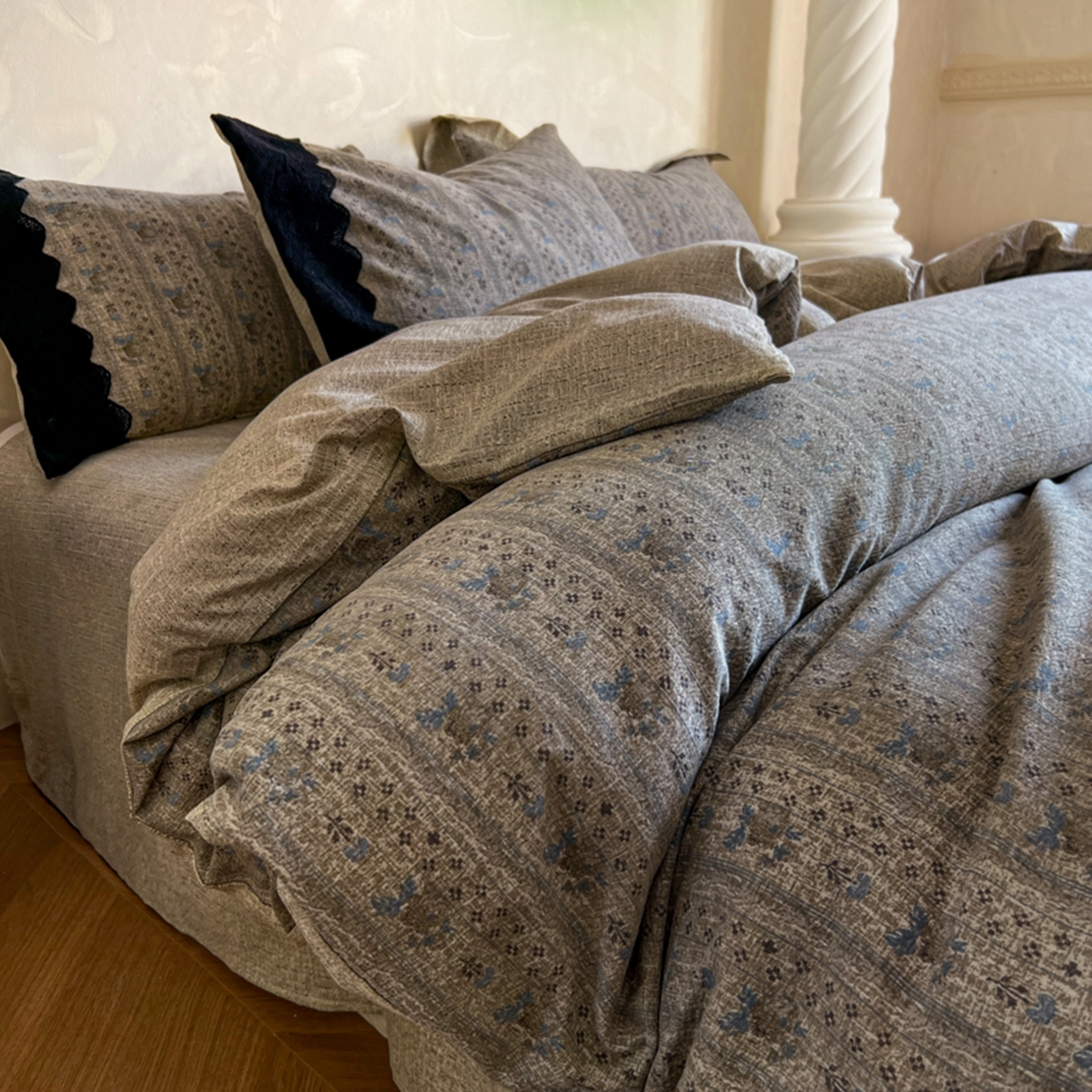 91家纺网 家纺一手货源 找家纺 小叮当家纺仓储工厂店 买家秀 爆款花型2025秋冬新款磨毛复古亚麻棉麻提花超软四件套 古纹雅韵