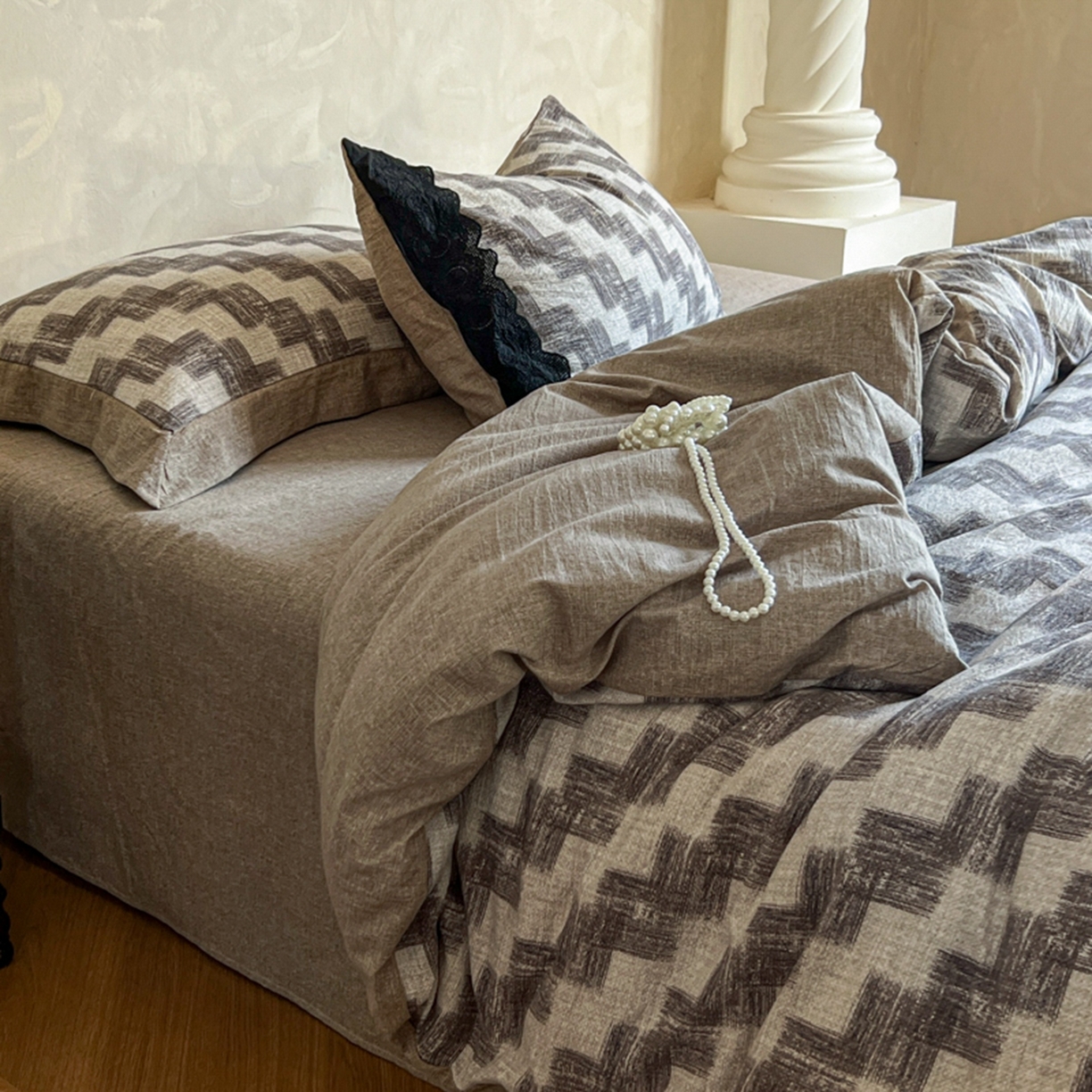 91家纺网 家纺一手货源 找家纺 小叮当家纺仓储工厂店 买家秀 爆款花型2025秋冬新款磨毛复古亚麻棉麻提花超软四件套 摩登锯韵