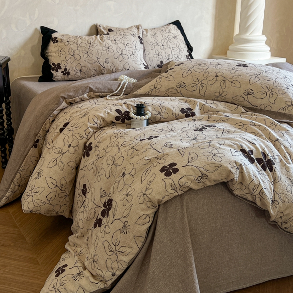 小叮当家纺仓储工厂店 买家秀 爆款花型2025秋冬新款磨毛复古亚麻棉麻提花超软四件套 钱蔓花吟