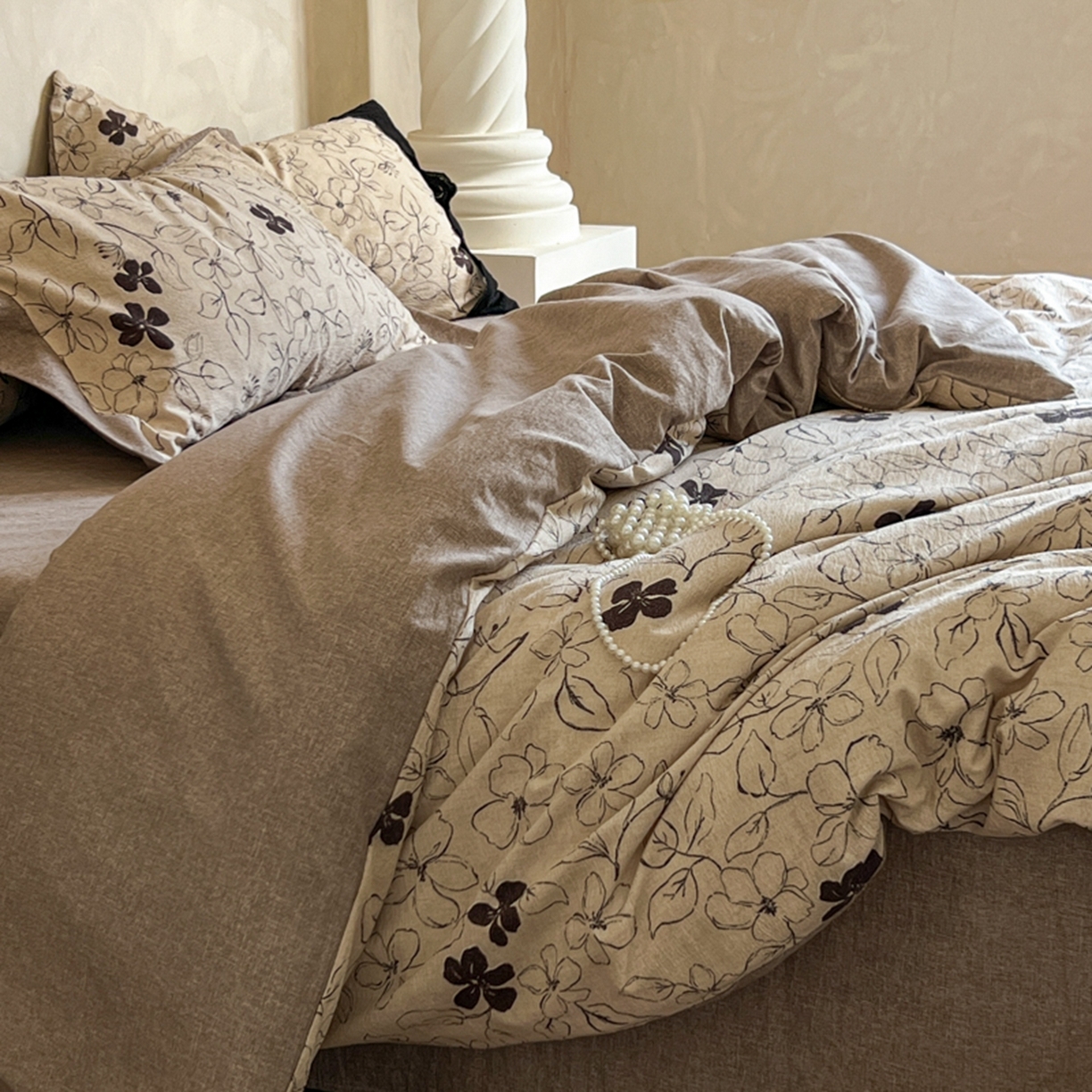 91家纺网 家纺一手货源 找家纺 小叮当家纺仓储工厂店 买家秀 爆款花型2025秋冬新款磨毛复古亚麻棉麻提花超软四件套 钱蔓花吟