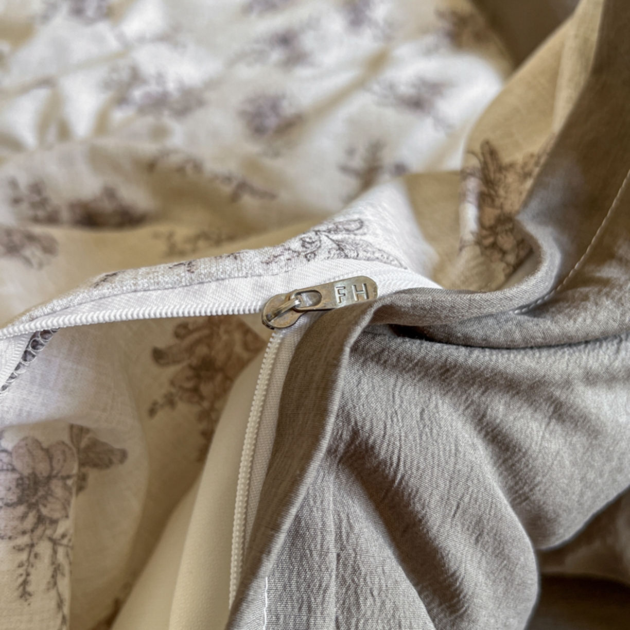 91家纺网 家纺一手货源 找家纺 小叮当家纺仓储工厂店 买家秀 爆款花型2025秋冬新款磨毛复古亚麻棉麻提花超软四件套 素锦花漾