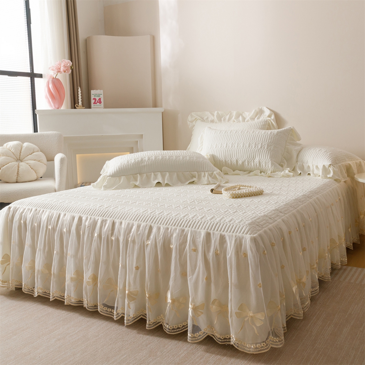 91家纺网 家纺一手货源 找家纺 （总）好儿喜家纺 2025新款A类水洗棉床裙三件套-拉贝尔系列