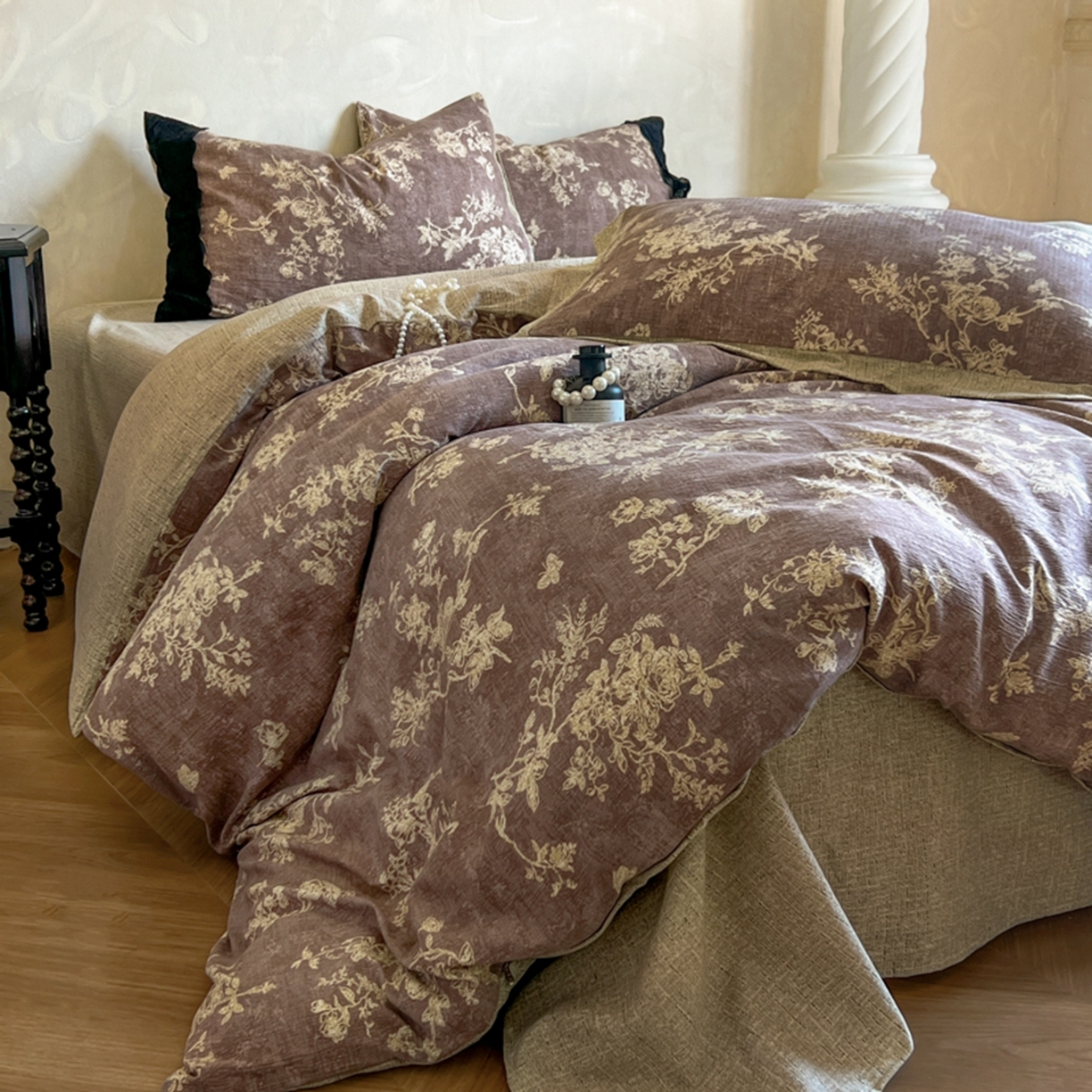 小叮当家纺仓储工厂店 买家秀 爆款花型2025秋冬新款磨毛复古亚麻棉麻提花超软四件套 紫藤芳华