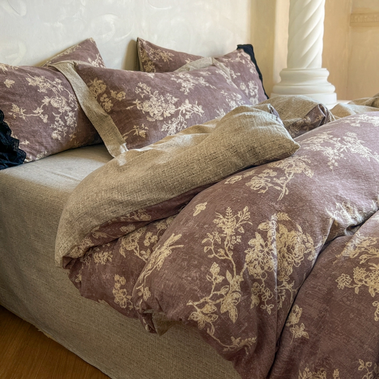 91家纺网 家纺一手货源 找家纺 小叮当家纺仓储工厂店 买家秀 爆款花型2025秋冬新款磨毛复古亚麻棉麻提花超软四件套 紫藤芳华