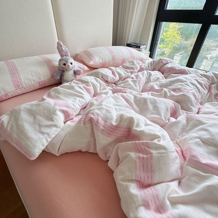 91家纺网 家纺一手货源 找家纺 8+8 2025新款全棉A类母婴级抗菌有氧全棉双层纱亲肤全棉小清新印花三件套四件套 简约款-极简主义粉