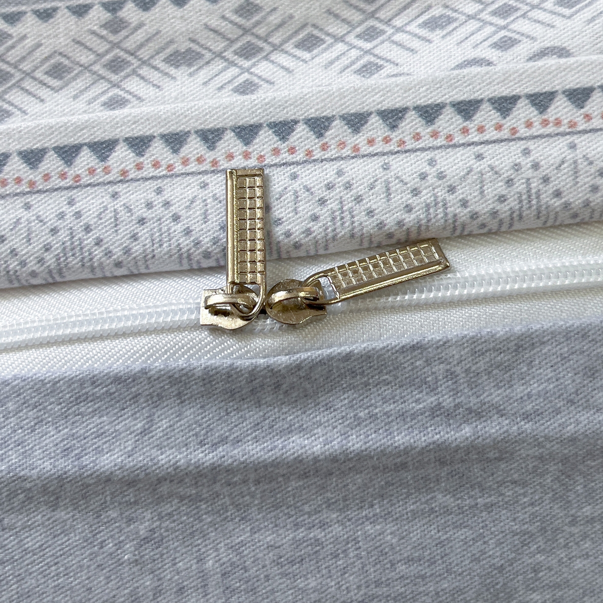 91家纺网 家纺一手货源 找家纺 简如 2025新款100%全棉纯棉磨毛四件套（有买家秀） 德洛克-兰