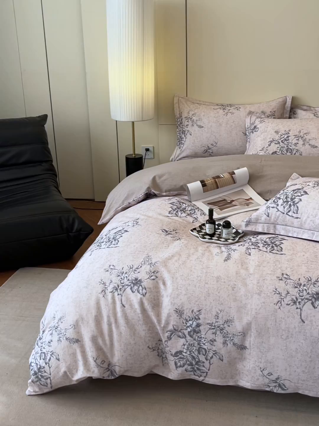 91家纺网 家纺一手货源 找家纺 简如 2025新款100%全棉纯棉磨毛四件套（有买家秀） 花悦颜-灰