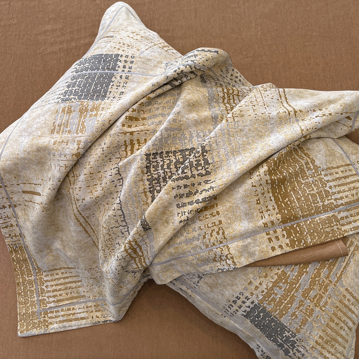 91家纺网 家纺一手货源 找家纺 简如 2025新款100%全棉纯棉磨毛四件套（有买家秀） 情歌-棕