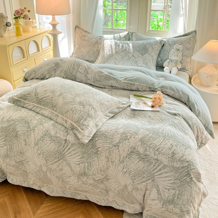 91家纺网 家纺一手货源 找家纺 简如 2025新款A类加厚冰岛立体雕花牛奶绒浮雕绒四件套（有买家秀） 绿森林