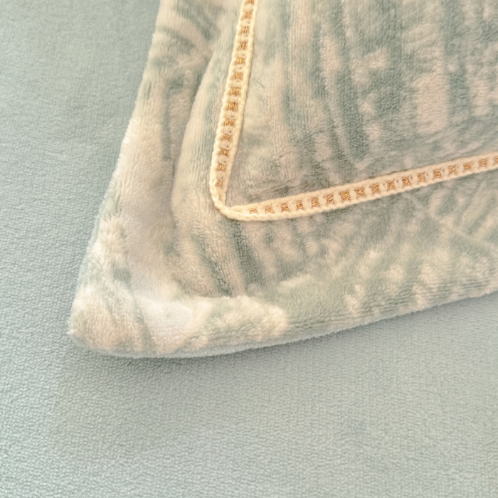 91家纺网 家纺一手货源 找家纺 简如 2025新款A类加厚冰岛立体雕花牛奶绒浮雕绒四件套（有买家秀） 绿森林