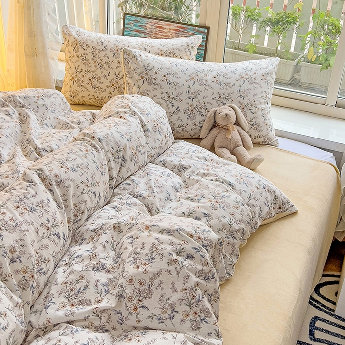 91家纺网 家纺一手货源 找家纺 捌月 2025新款棉加绒A版13372全棉B版高克重牛奶绒四件套直播新品 花香暖语