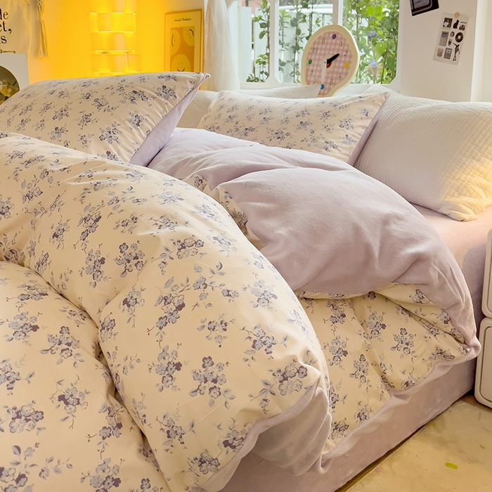 91家纺网 家纺一手货源 找家纺 捌月 2025新款棉加绒A版13372全棉B版高克重牛奶绒四件套直播新品 苏黎世