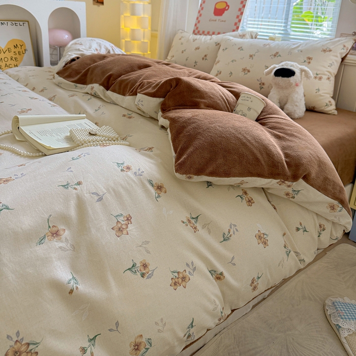 91家纺网 家纺一手货源 找家纺 捌月 2025新款棉加绒A版13372全棉B版高克重牛奶绒四件套直播新品 秋韵