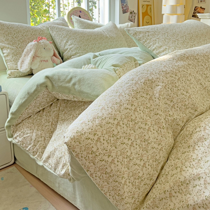 91家纺网 家纺一手货源 找家纺 （总）捌月 2025新款棉加绒A版13372全棉B版高克重牛奶绒四件套直播新品