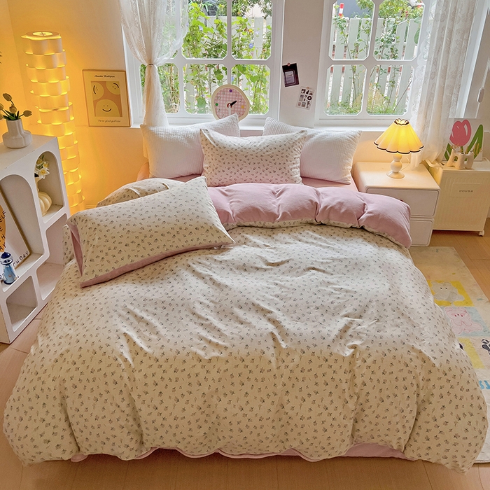 91家纺网 家纺一手货源 找家纺 捌月 2025新款棉加绒A版13372全棉B版高克重牛奶绒四件套直播新品 花西子