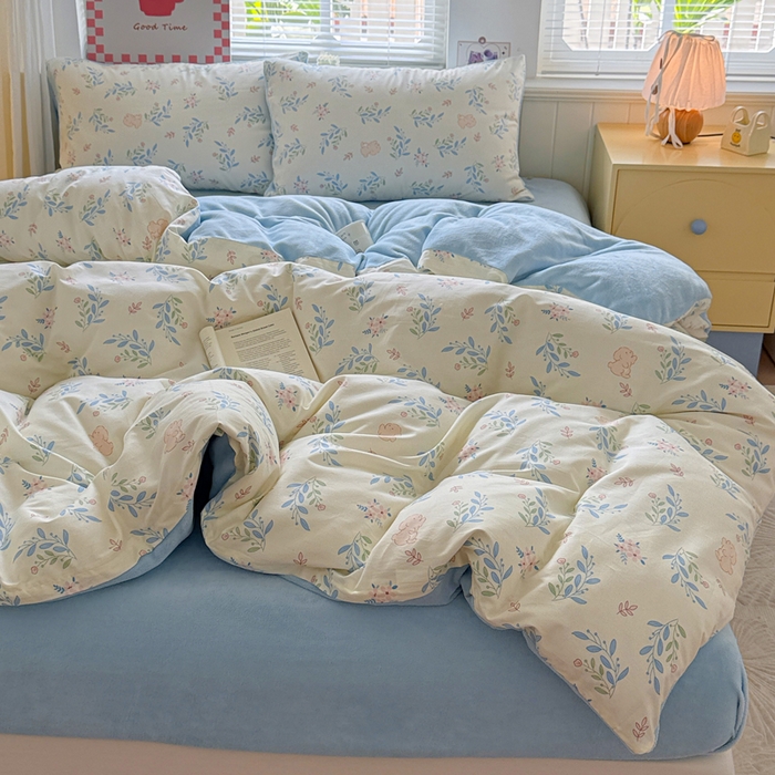 91家纺网 家纺一手货源 找家纺 捌月 2025新款棉加绒A版13372全棉B版高克重牛奶绒四件套直播新品 寻觅