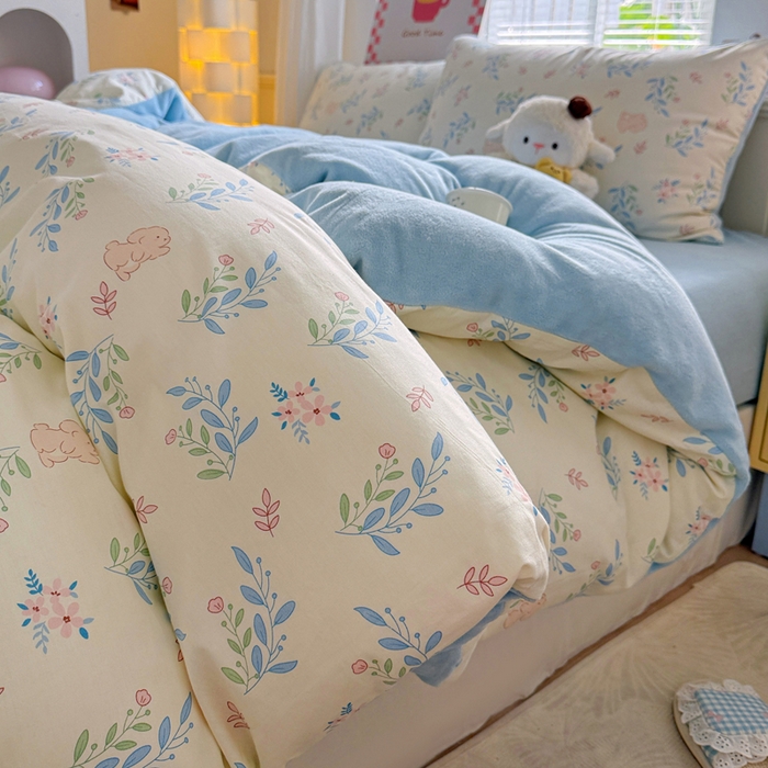 91家纺网 家纺一手货源 找家纺 捌月 2025新款棉加绒A版13372全棉B版高克重牛奶绒四件套直播新品 寻觅