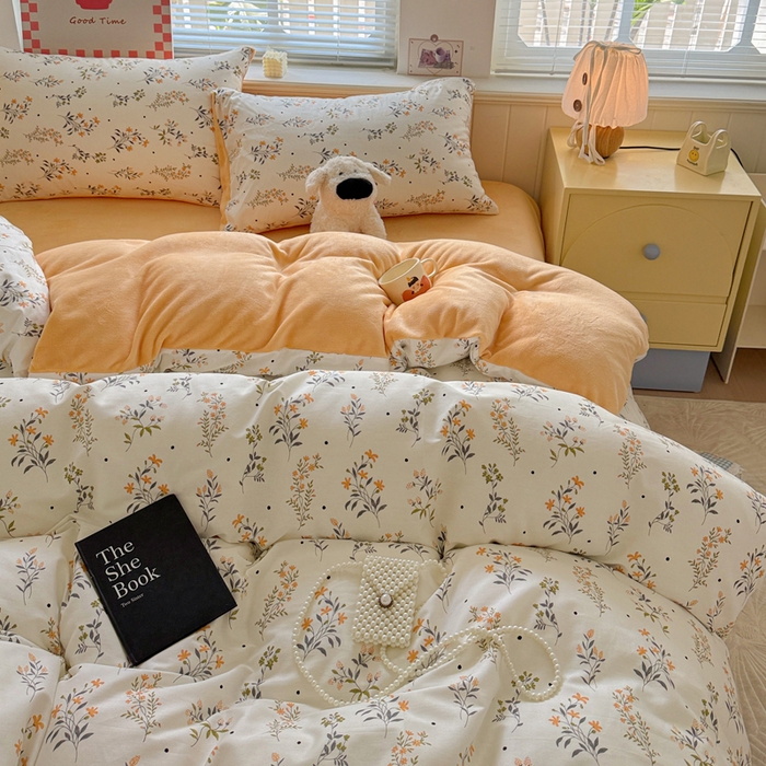 91家纺网 家纺一手货源 找家纺 捌月 2025新款棉加绒A版13372全棉B版高克重牛奶绒四件套直播新品 汐月（棉绒）