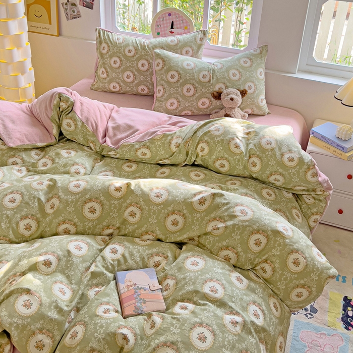 91家纺网 家纺一手货源 找家纺 捌月 2025新款棉加绒A版13372全棉B版高克重牛奶绒四件套直播新品 赫本