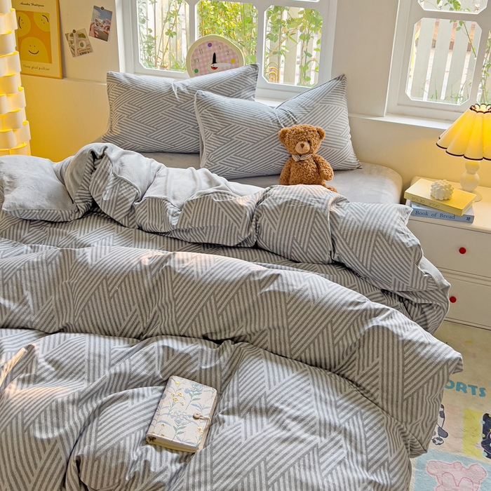 91家纺网 家纺一手货源 找家纺 捌月 2025新款棉加绒A版13372全棉B版高克重牛奶绒四件套直播新品 线韵