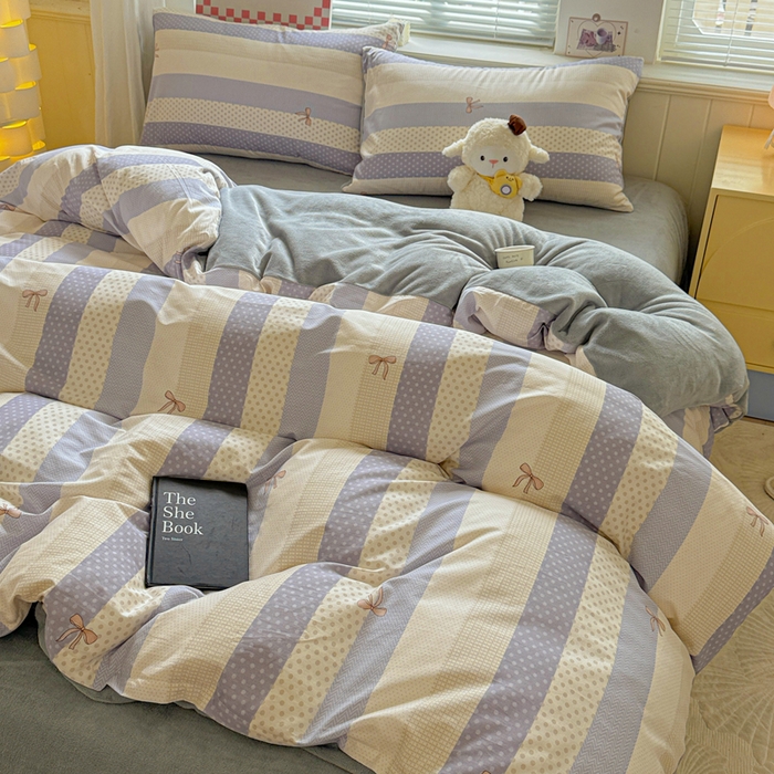 91家纺网 家纺一手货源 找家纺 捌月 2025新款棉加绒A版13372全棉B版高克重牛奶绒四件套直播新品 小时光