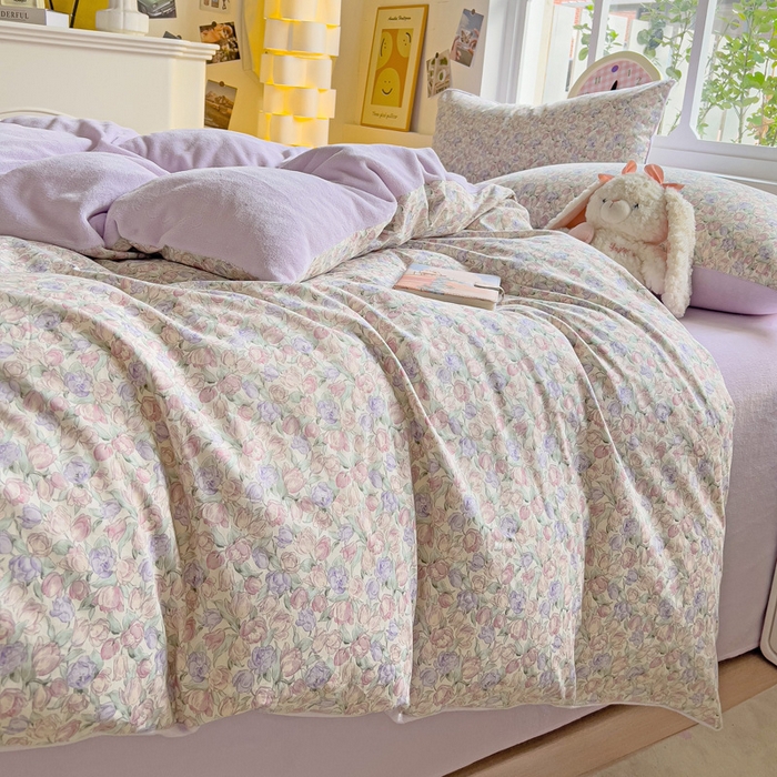 91家纺网 家纺一手货源 找家纺 捌月 2025新款棉加绒A版13372全棉B版高克重牛奶绒四件套直播新品 蔷薇