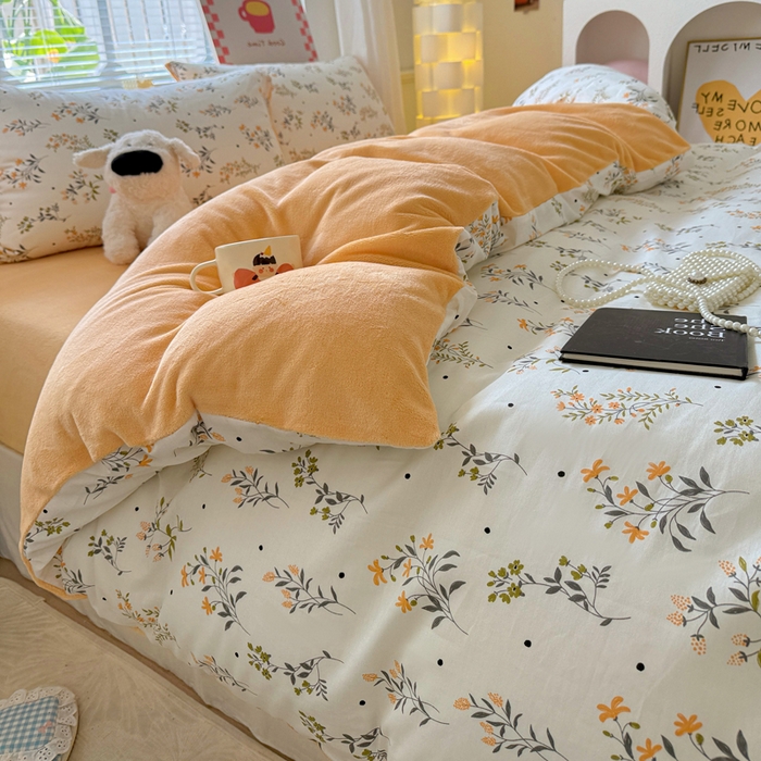 91家纺网 家纺一手货源 找家纺 捌月 2025新款棉加绒A版13372全棉B版高克重牛奶绒四件套直播新品 汐月（棉绒）